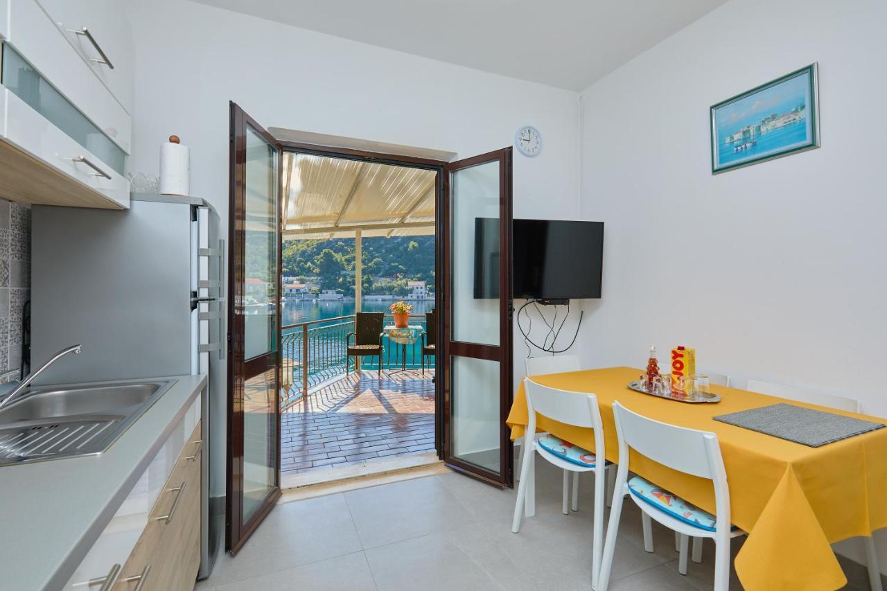 Boca - 3 Bedroom Apartment By The Sea Prozura ภายนอก รูปภาพ