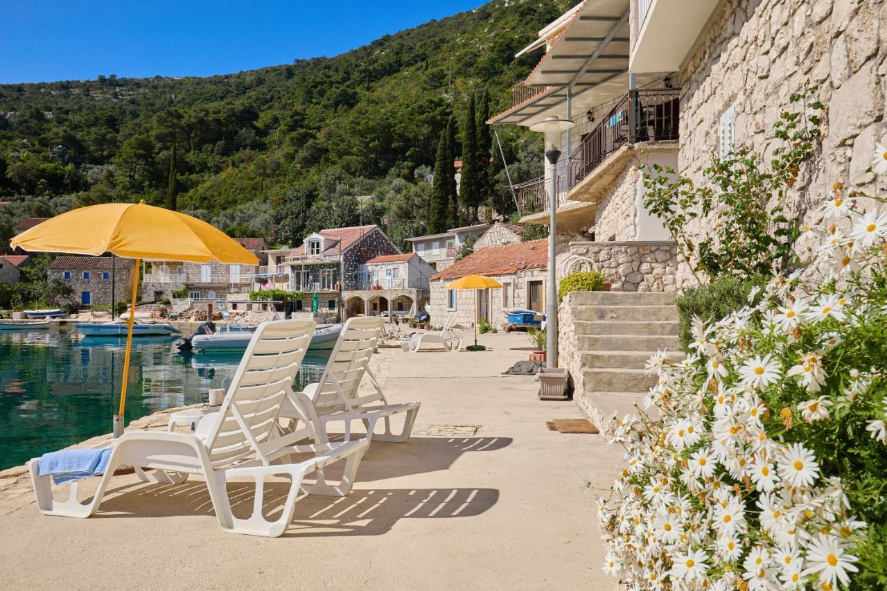 Boca - 3 Bedroom Apartment By The Sea Prozura ภายนอก รูปภาพ