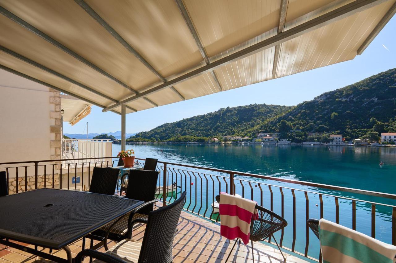 Boca - 3 Bedroom Apartment By The Sea Prozura ภายนอก รูปภาพ