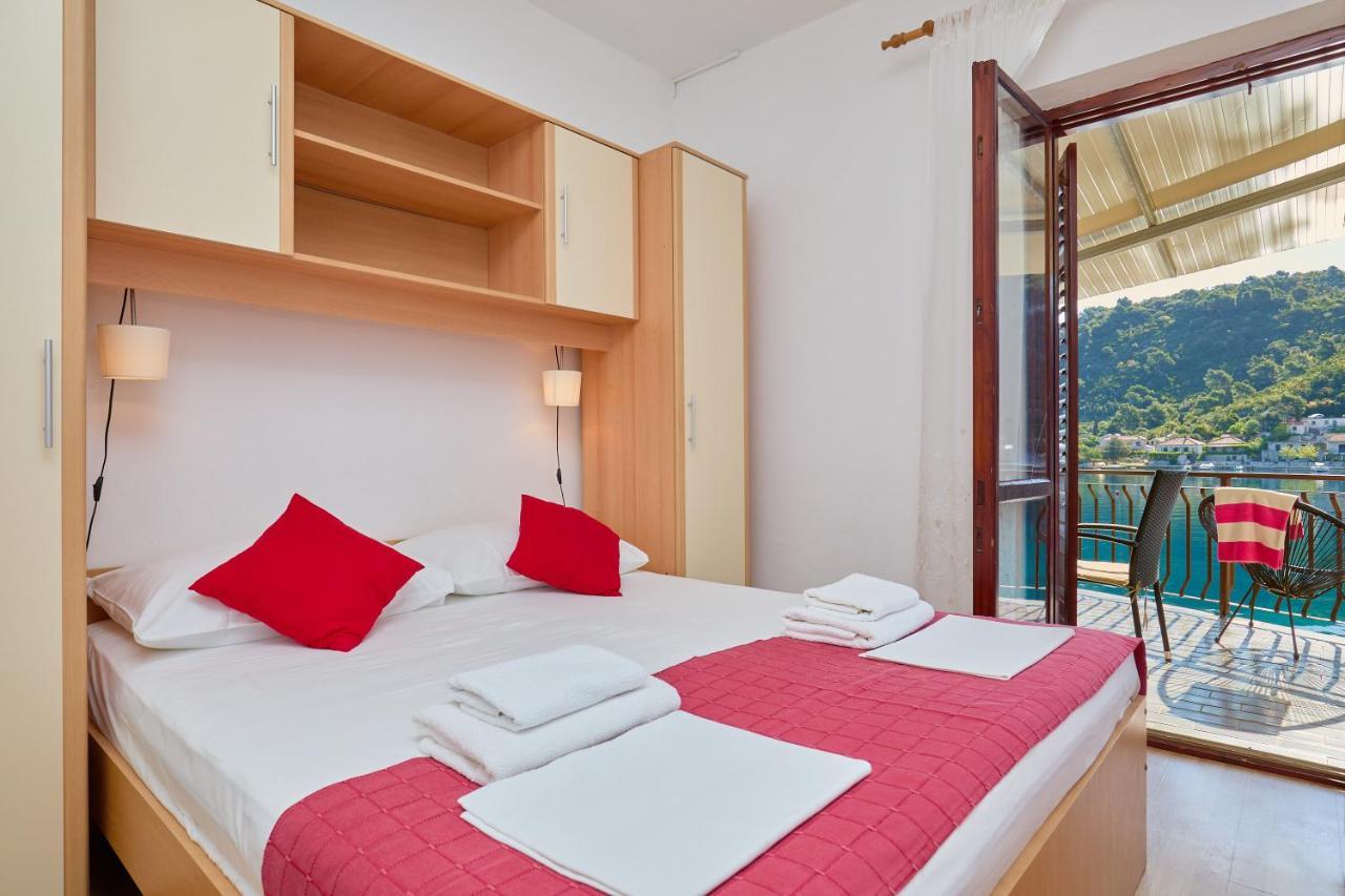 Boca - 3 Bedroom Apartment By The Sea Prozura ภายนอก รูปภาพ